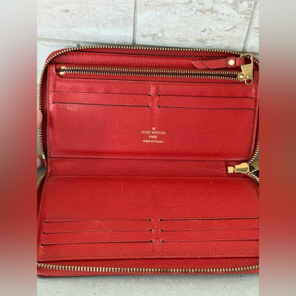 Authentic Louis Vuitton Empriente Red Wallet with COA and dustbag - Picture 5 of 11